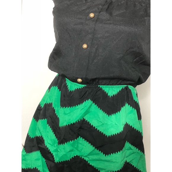 Black and Green Strapless Dress - Picture 4 of 5